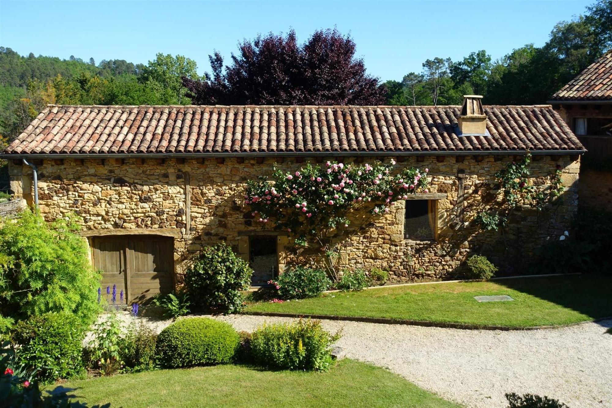 Domaine De Cournet Haut, A 17Th Century Property Set On A Calm, Idyllic Domain With Pool, Tennis, Bikes And More Les Vauries Εξωτερικό φωτογραφία