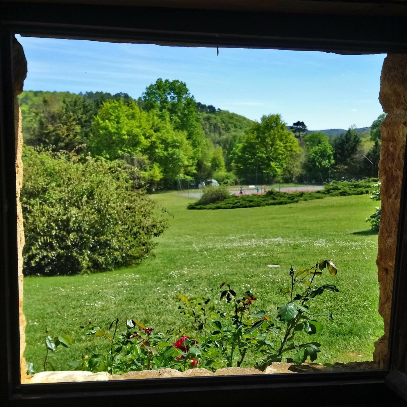 Domaine De Cournet Haut, A 17Th Century Property Set On A Calm, Idyllic Domain With Pool, Tennis, Bikes And More Les Vauries Εξωτερικό φωτογραφία
