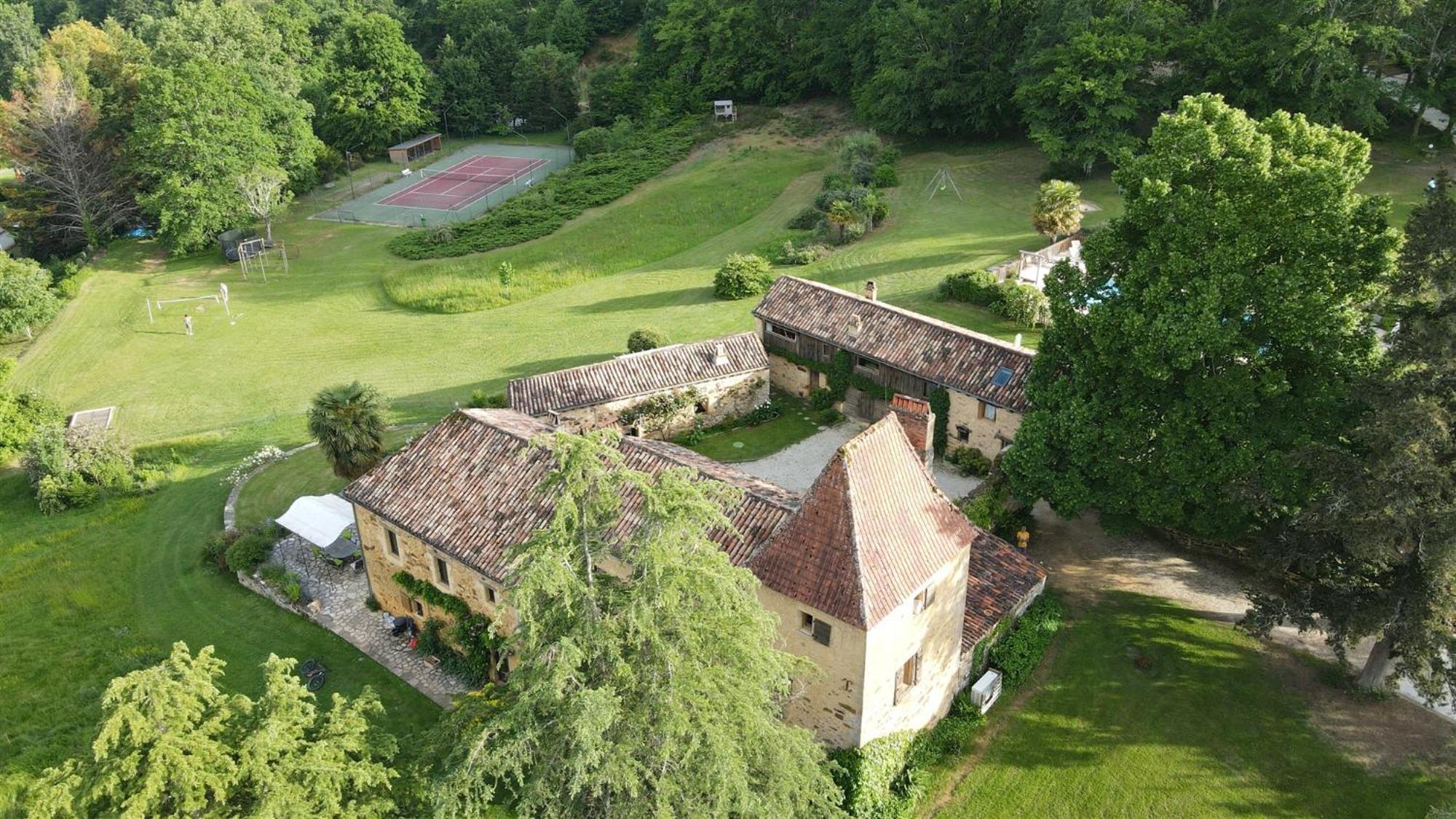 Domaine De Cournet Haut, A 17Th Century Property Set On A Calm, Idyllic Domain With Pool, Tennis, Bikes And More Les Vauries Εξωτερικό φωτογραφία