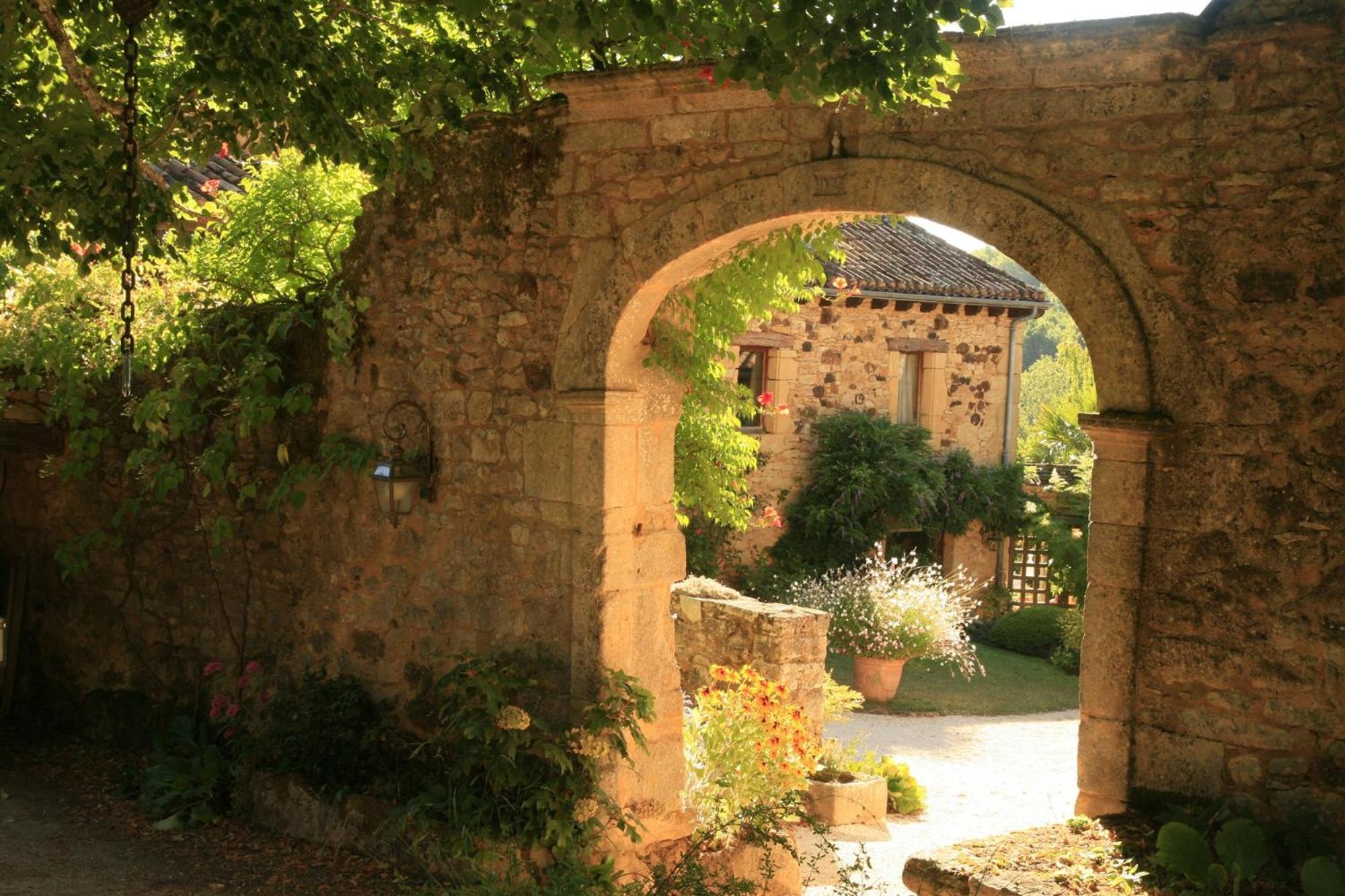 Domaine De Cournet Haut, A 17Th Century Property Set On A Calm, Idyllic Domain With Pool, Tennis, Bikes And More Les Vauries Εξωτερικό φωτογραφία