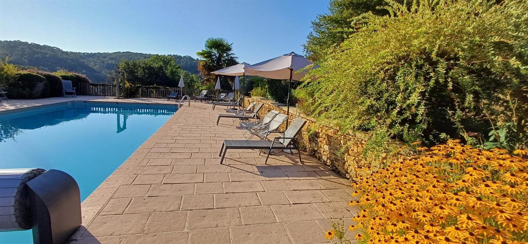 Domaine De Cournet Haut, A 17Th Century Property Set On A Calm, Idyllic Domain With Pool, Tennis, Bikes And More Les Vauries Εξωτερικό φωτογραφία