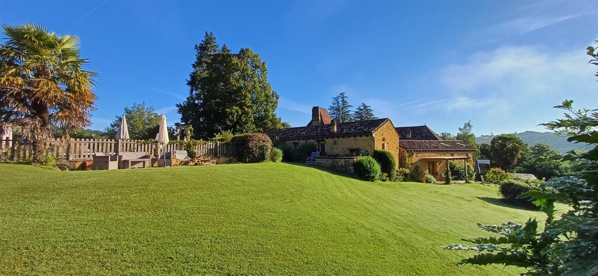 Domaine De Cournet Haut, A 17Th Century Property Set On A Calm, Idyllic Domain With Pool, Tennis, Bikes And More Les Vauries Εξωτερικό φωτογραφία
